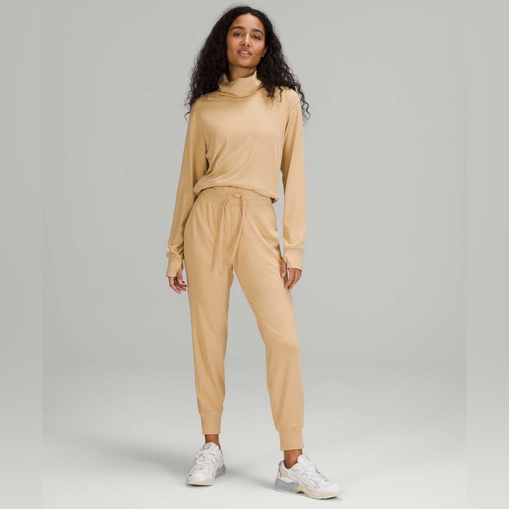 Lululemon Ready to Rulu High-Rise Jogger